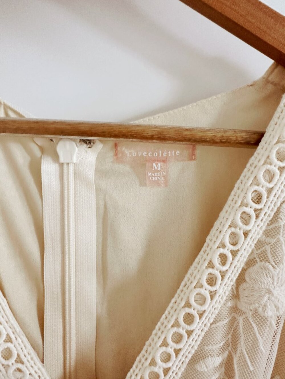 Baltic Born - Clarisa Lace Midi Dress | Vintage Cream - Picture 4 of 9